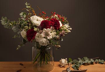 Planning the perfect flowers for your corporate event